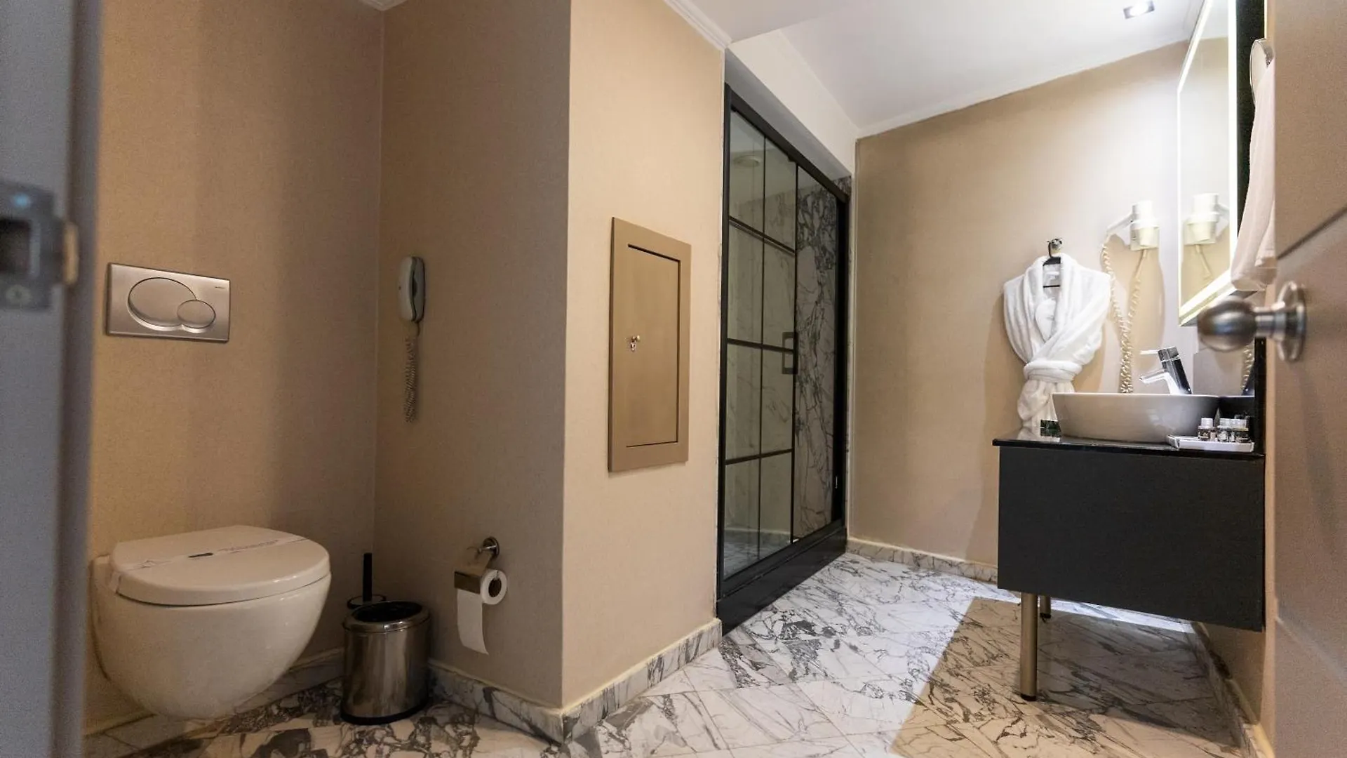 Ankara Plaza Hotel